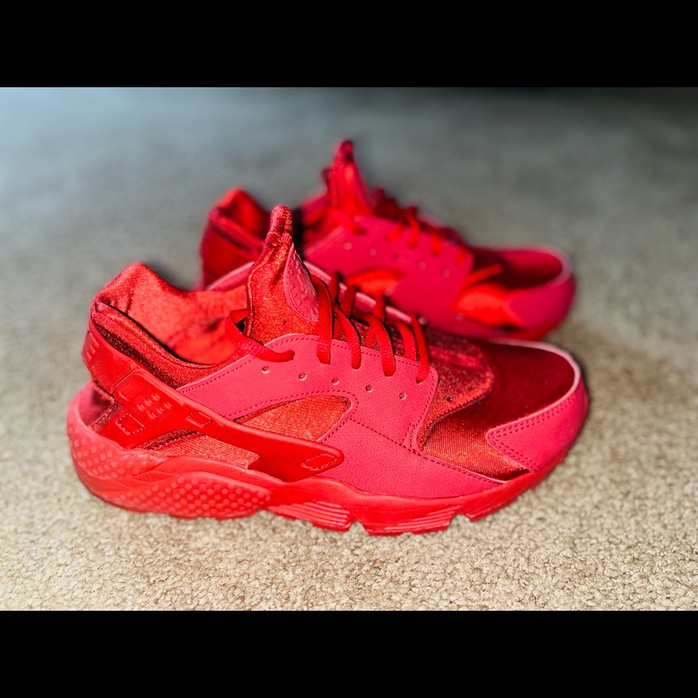 Womens Red Nike Huarache